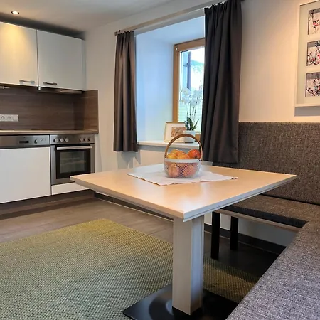 Roslerhof Apartmán *